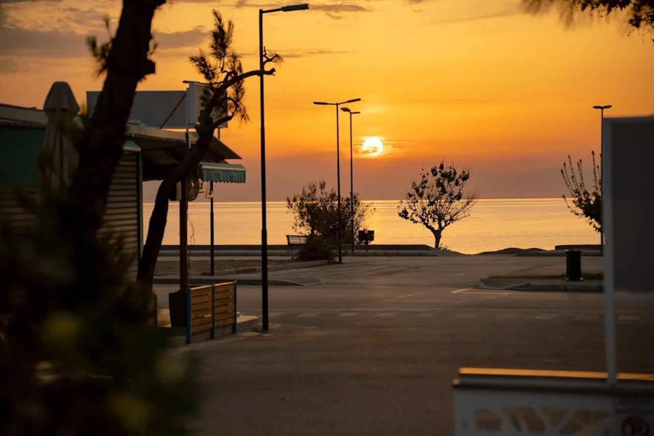 Sia Mare Seaside Apartments ฟาลิรากี ภายนอก รูปภาพ