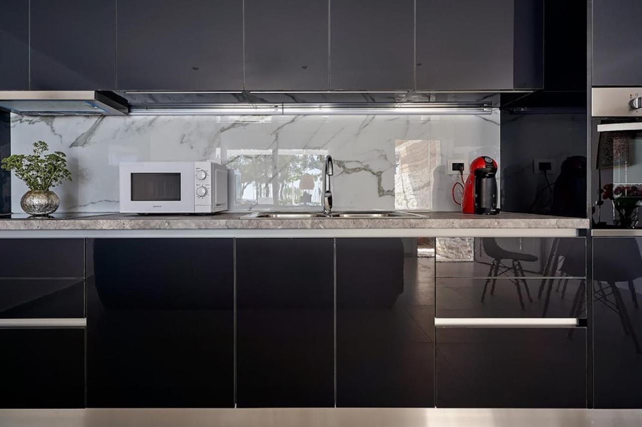 Sia Mare Seaside Apartments ฟาลิรากี ภายนอก รูปภาพ
