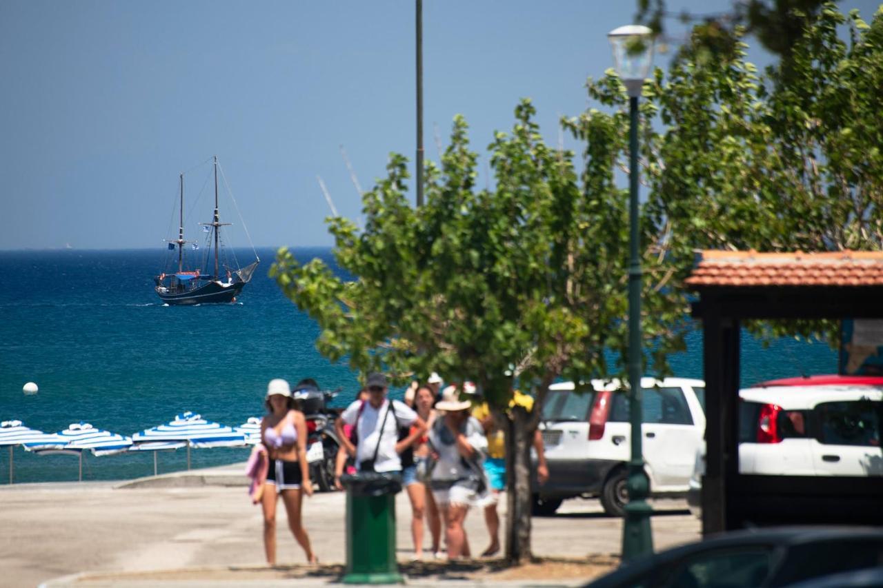 Sia Mare Seaside Apartments ฟาลิรากี ภายนอก รูปภาพ